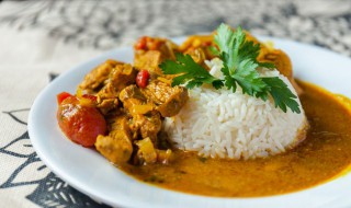 杂粮饭跟大米饭哪个更有营养 杂粮饭营养价值比大米饭高吗?