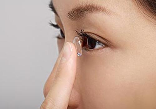 跑步时能戴隐形眼镜吗 跑步时能戴隐形眼镜吗知乎-九图集