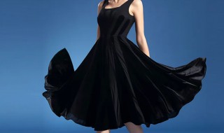 金丝绒裙子起静电怎么处理(金丝绒连衣裙起静电吗)