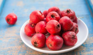 山楂泡水不适合什么人喝 什么样的人不能喝山楂泡水