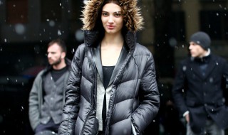 防寒服怎么清洗（洗防寒服的最好办法）-九图集