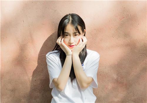 艾灸印堂穴有什么好处(印堂艾灸的好处与功效)