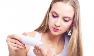 夏天直接用爽肤水不用乳可以吗（不用爽肤水直接用水乳可以吗）-九图集