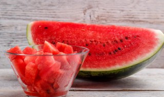 山楂和西瓜哪个糖分高 山楂和西瓜哪个糖分高一点-九图集