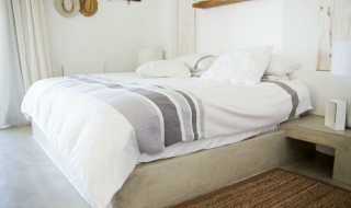 乳胶凉席味道重有害吗 乳胶凉席的味道有害吗-九图集