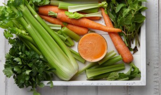 水芹菜的营养价值 水芹菜的营养价值是什么