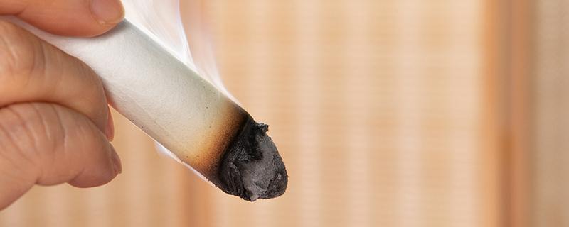 艾灸艾肚脐有什么好处(艾灸肚脐有什么益处)