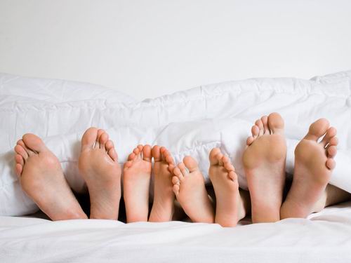 脚抽筋是怎么回事 脚抽筋是怎么回事 女性