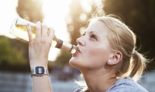 牛蒡茶湿气大的人能喝吗（牛蒡茶湿气重的人能喝吗）