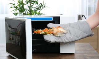 微波炉使用有哪些注意事项（微波炉使用的注意事项）-九图集