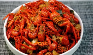 煮熟龙虾隔夜还能吃吗(烧熟的龙虾隔夜还能吃吗)-九图集