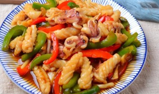 鱿鱼跟什么炒是最佳搭配(鱿鱼和什么一起炒最好吃)