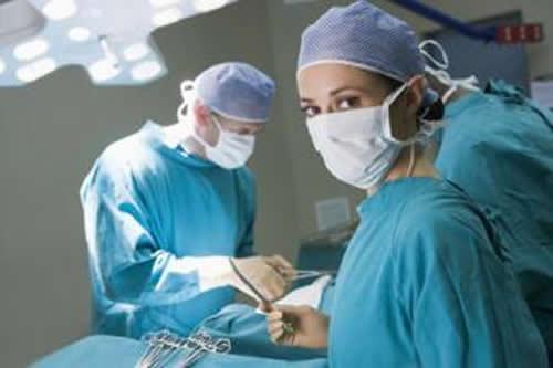 子宫息肉要手术吗(子宫息肉要手术吗需要多少钱)