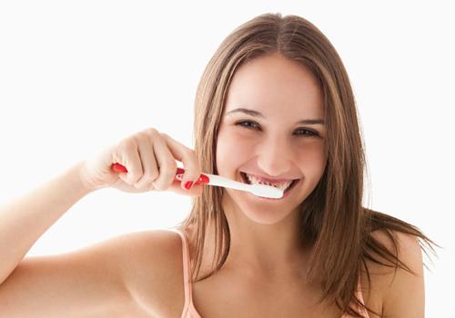 刷牙怎么怎么刷才正确(怎样是正确刷牙)