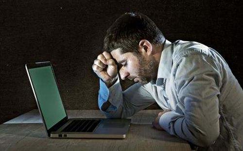 经常熬夜的危害 经常熬夜的危害有哪些