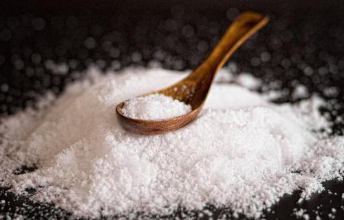 刷牙放盐有什么用 刷牙放盐有什么用呢-九图集