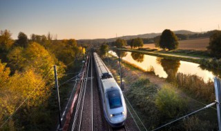 高铁二等座可以躺着吗(高铁的二等座可以躺吗)