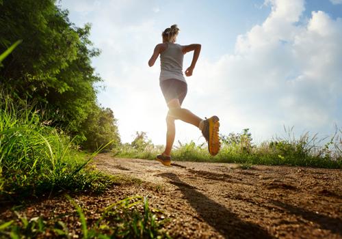 长期跑步有什么好处 长期跑步有啥好处-九图集