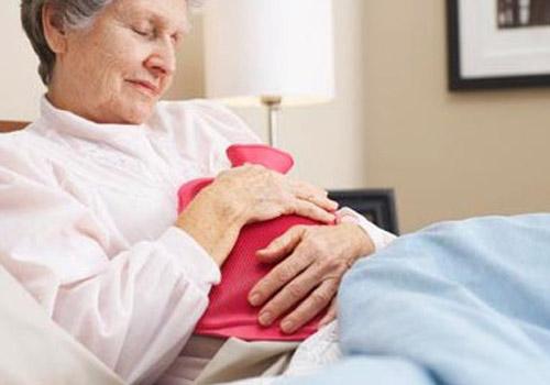 热敷用毛巾还是热水袋（热敷用热水袋还是热毛巾）-九图集