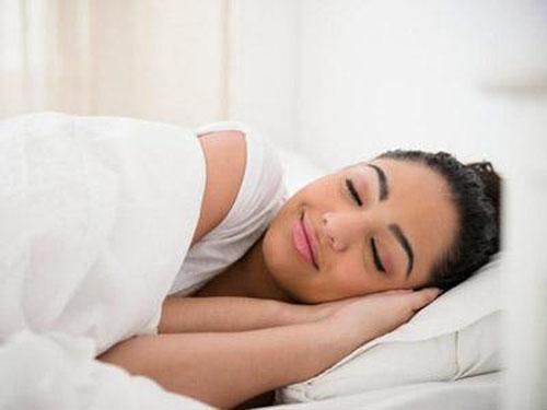 快速入睡小窍门 中午快速入睡小窍门