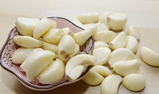 大蒜的好处（吃大蒜对身体有什么好处和功效）