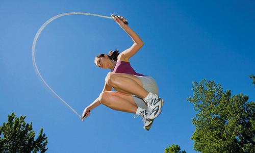 跳绳后腿疼怎么办（跳绳后腿疼怎么办缓解）