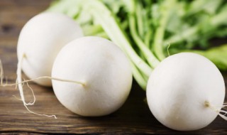 萝卜汁的功效与作用（每天喝胡萝卜汁的功效与作用）