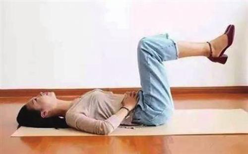 抬脚有什么好处（睡觉抬脚有什么好处）