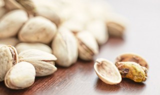 开心果吃多了会中毒吗（开心果会中毒么）