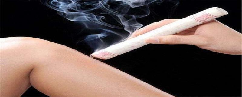 艾灸足三里的功效和作用（艾灸足三里的功效和作用禁忌）-九图集