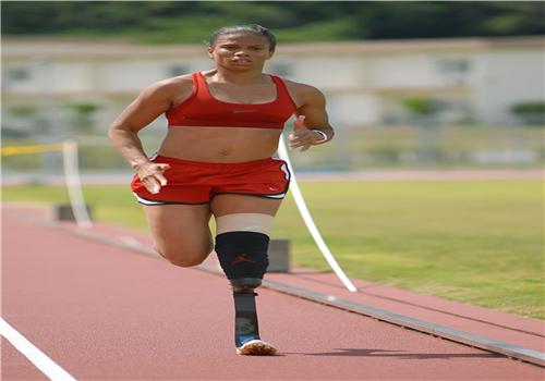 夜跑有助于睡眠吗 夜跑对失眠有好处吗