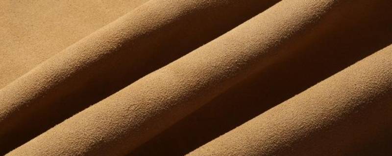 翻毛皮和麂皮的区别（翻毛皮和麂皮的区别图片）-九图集