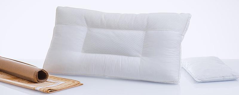 长期枕艾草枕头有什么害处（经常用艾草枕头对身体有害吗）