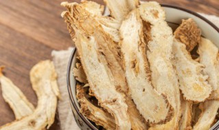 艾叶和当归煮水喝有什么功效 当归加艾叶水适合什么人喝