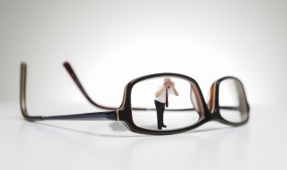 戴口罩眼镜有雾气怎么解决(戴口罩戴眼镜有雾气怎么办)-九图集