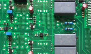 如何清洗电路板上的油污 怎样清洗电路板上的油污