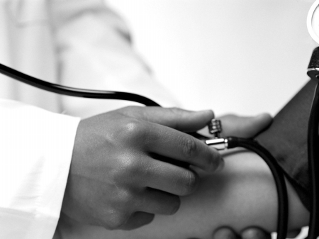 高血压患者应该注意的生活常识 高血压患者应该注意的生活常识有哪些