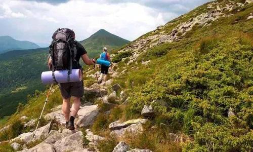 登高的好处有哪些 爬山登高的好处-九图集