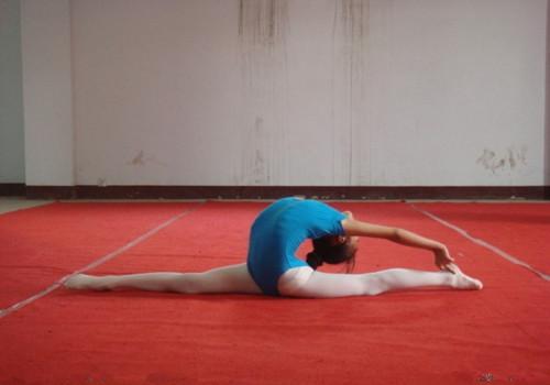 劈叉能不能长高 劈叉会长高还是变矮-九图集