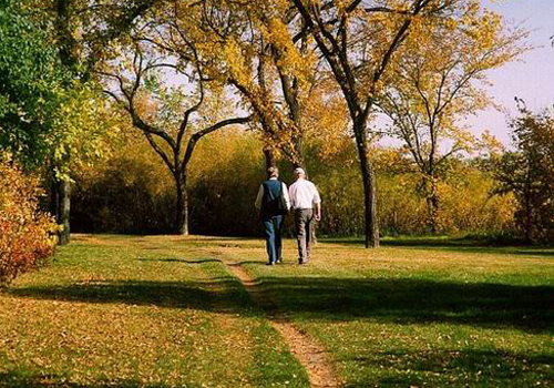 睡前做什么有助于睡眠 做什么对睡眠有帮助-九图集