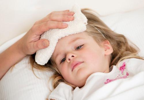 小儿感冒发烧怎么推拿（小儿感冒发烧怎么推拿?）-九图集