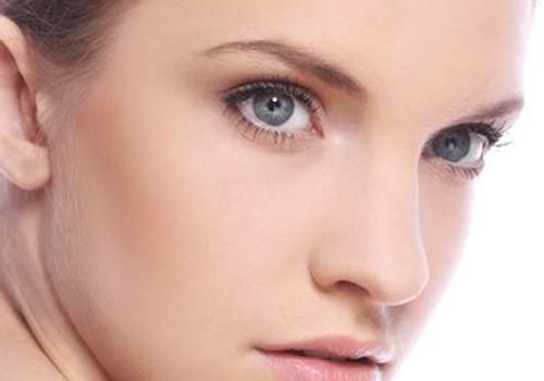 使用隐形眼镜注意事项（使用隐形眼镜注意事项有哪些）