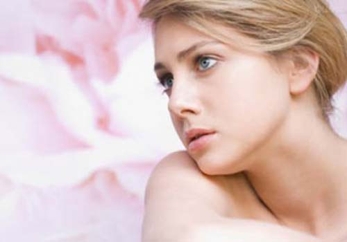 观察面色变化特征来了解月经病()