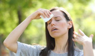 夏天出月子多久可以穿短袖(夏天出了月子多久可以穿短袖)-九图集