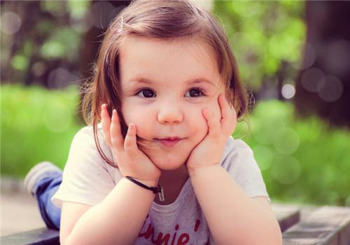 儿童损害牙齿的行为 儿童损害牙齿的行为有哪些-九图集