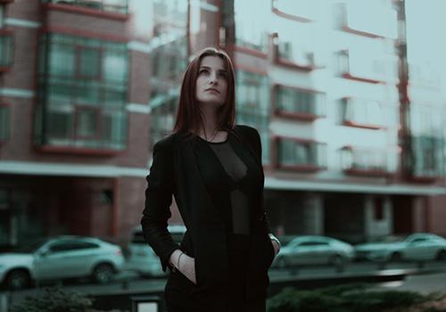 子宫肌瘤长大有什么症状(子宫长肌瘤是什么症状)-九图集