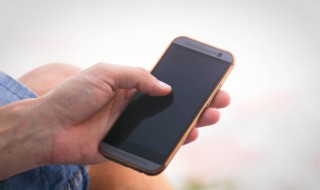 液态硅胶手机壳脏了怎么清洗(液态硅胶手机壳脏了怎么清洗去黄)-九图集