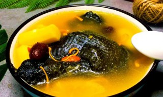 乌鸡汤的营养价值（乌鸡汤的营养价值及功效）