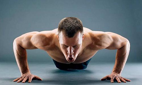 俯卧撑胳膊疼怎么缓解（做俯卧撑胳膊肘疼怎么办）