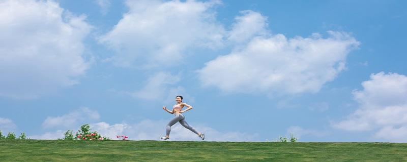 经常跑步对身体有什么好处(经常跑步对身体有什么好处和坏处)